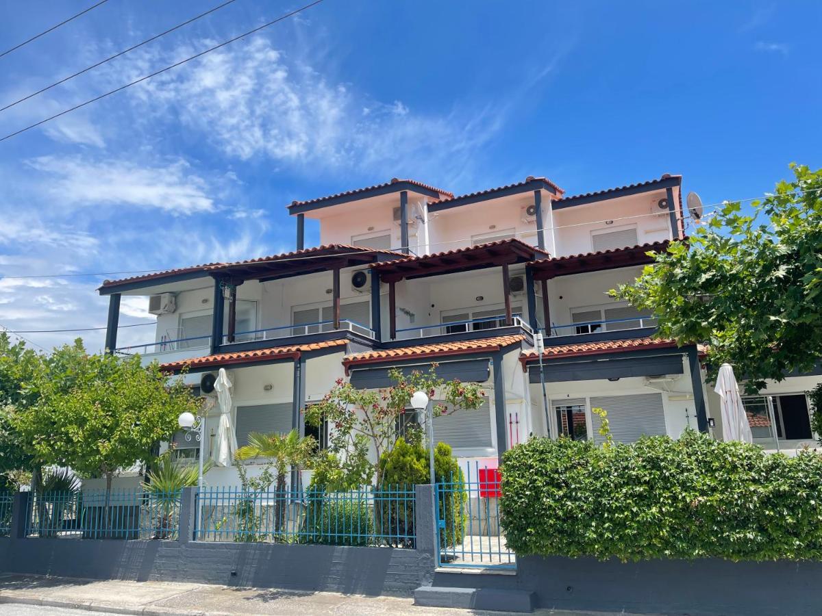 Artemis Hotel Apartments Keramoti  Exterior photo